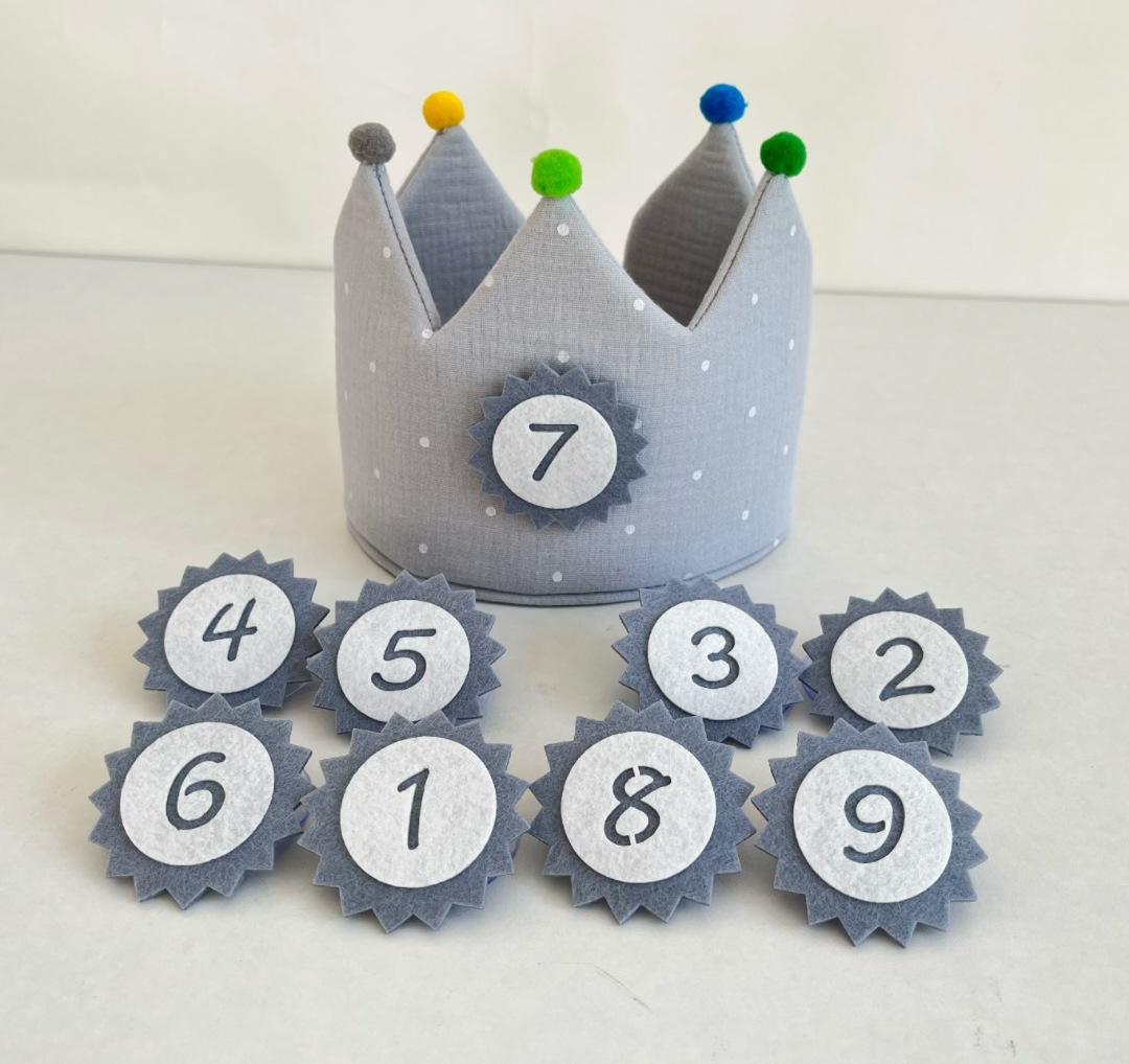 Polka Dot Gray Crown