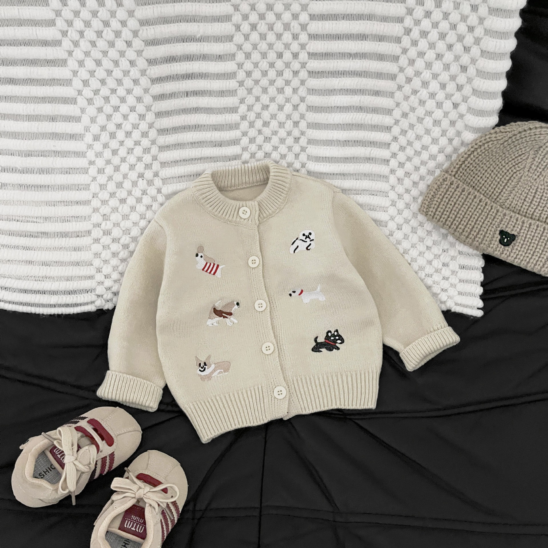 Embroidered Knitted Sweater Straight-leg Pants And A Romper