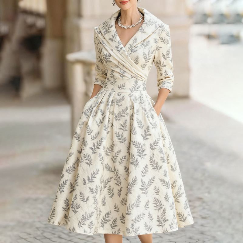 Elegant Formal French-style Waist-cinched Dress