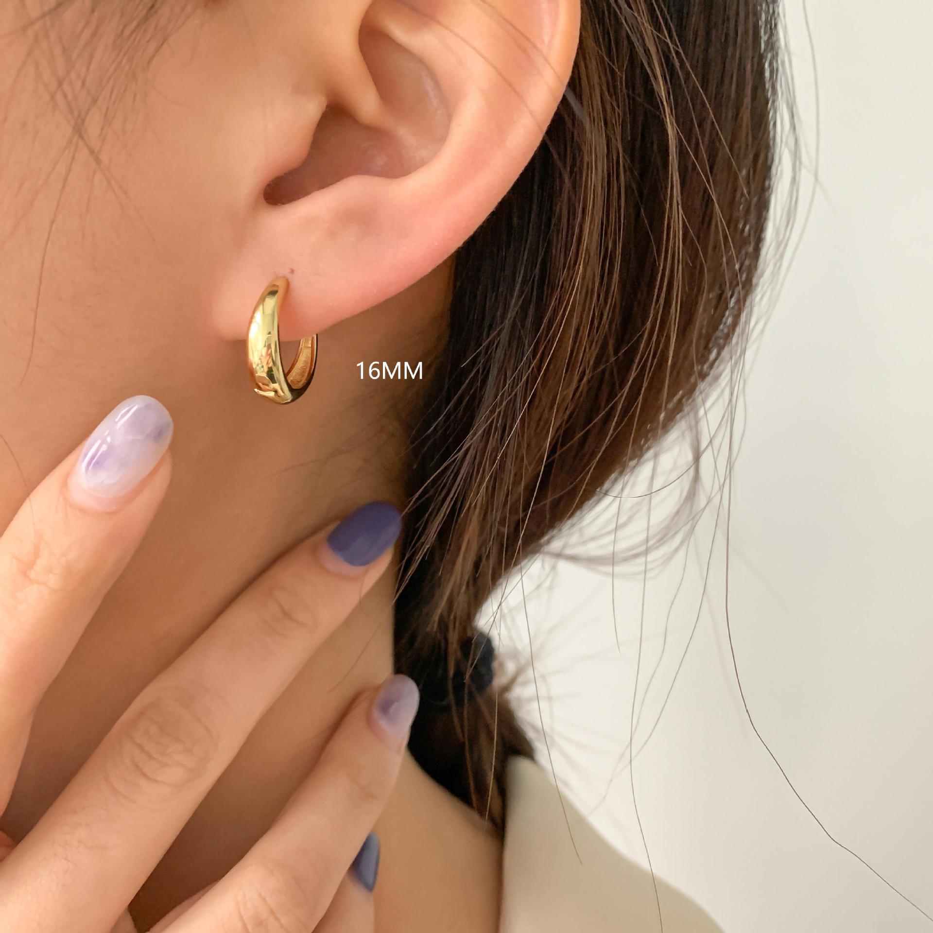 Female Niche Retro Affordable Luxury Earrings