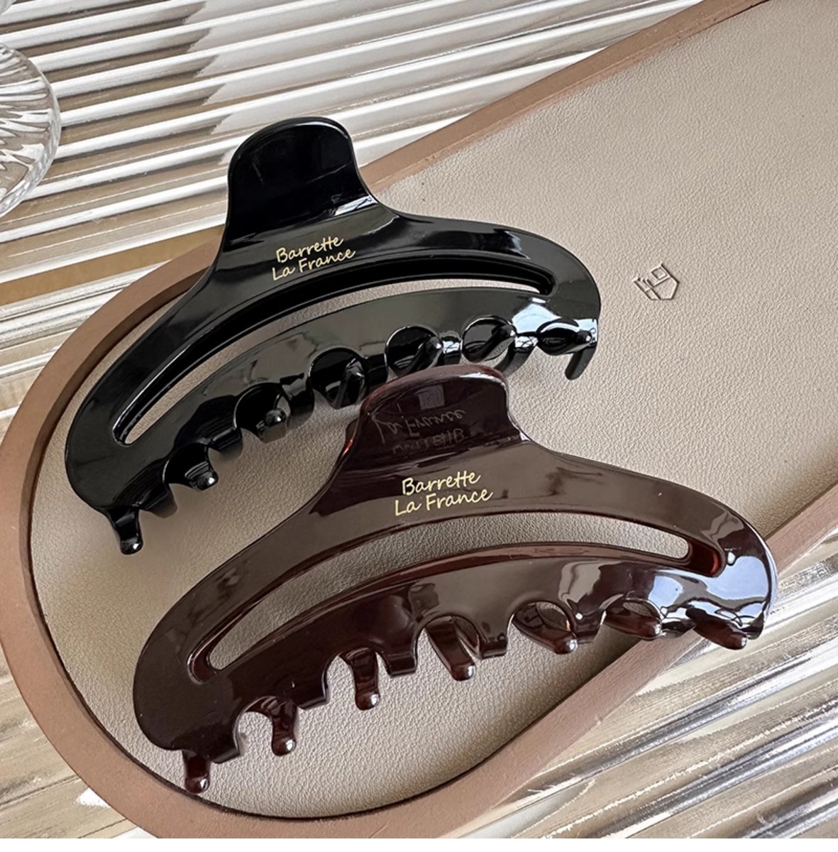 French Hollow Acetic Acid Fashion Hairpin