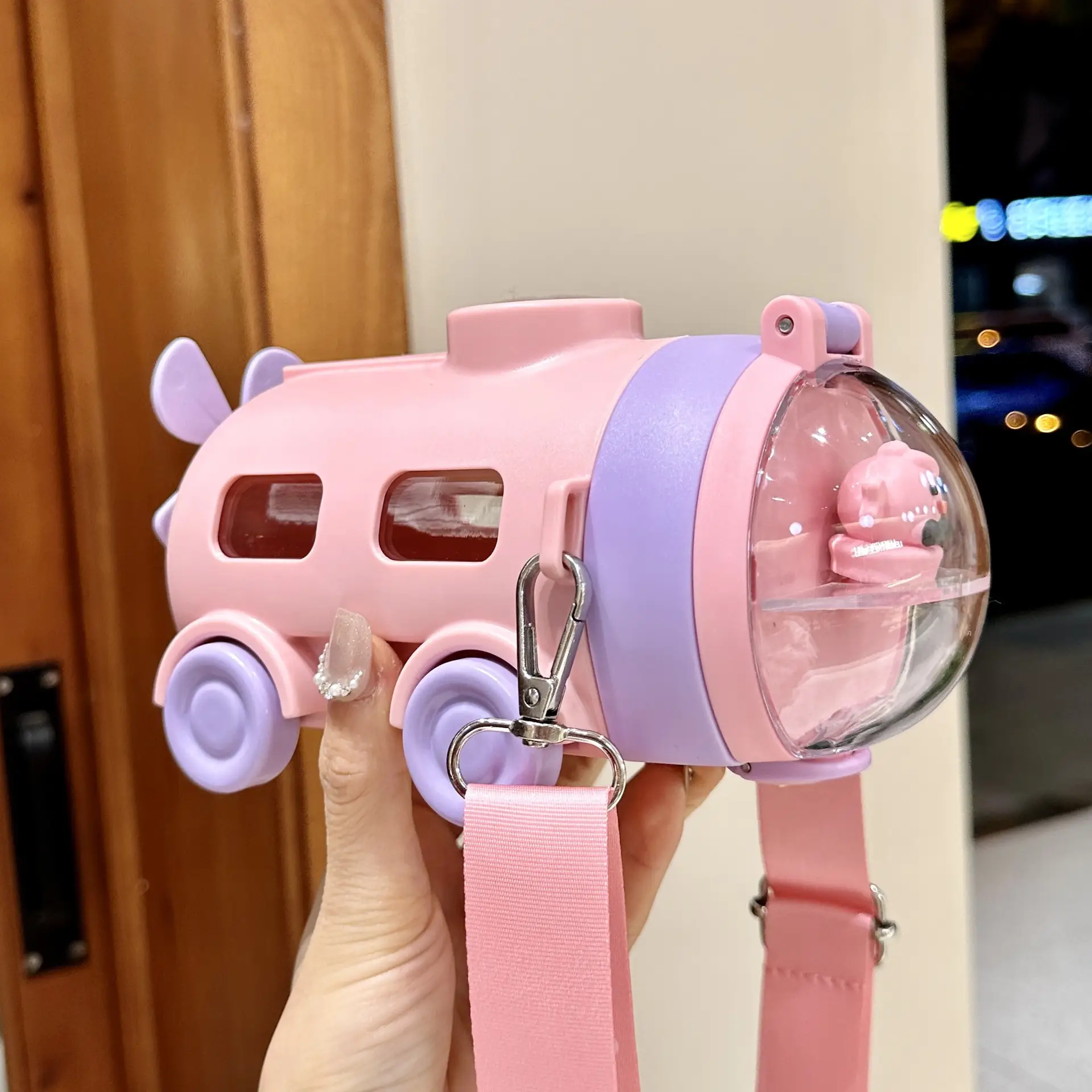 Boy's Straw Cute Portable Anti-Fall Car Cup