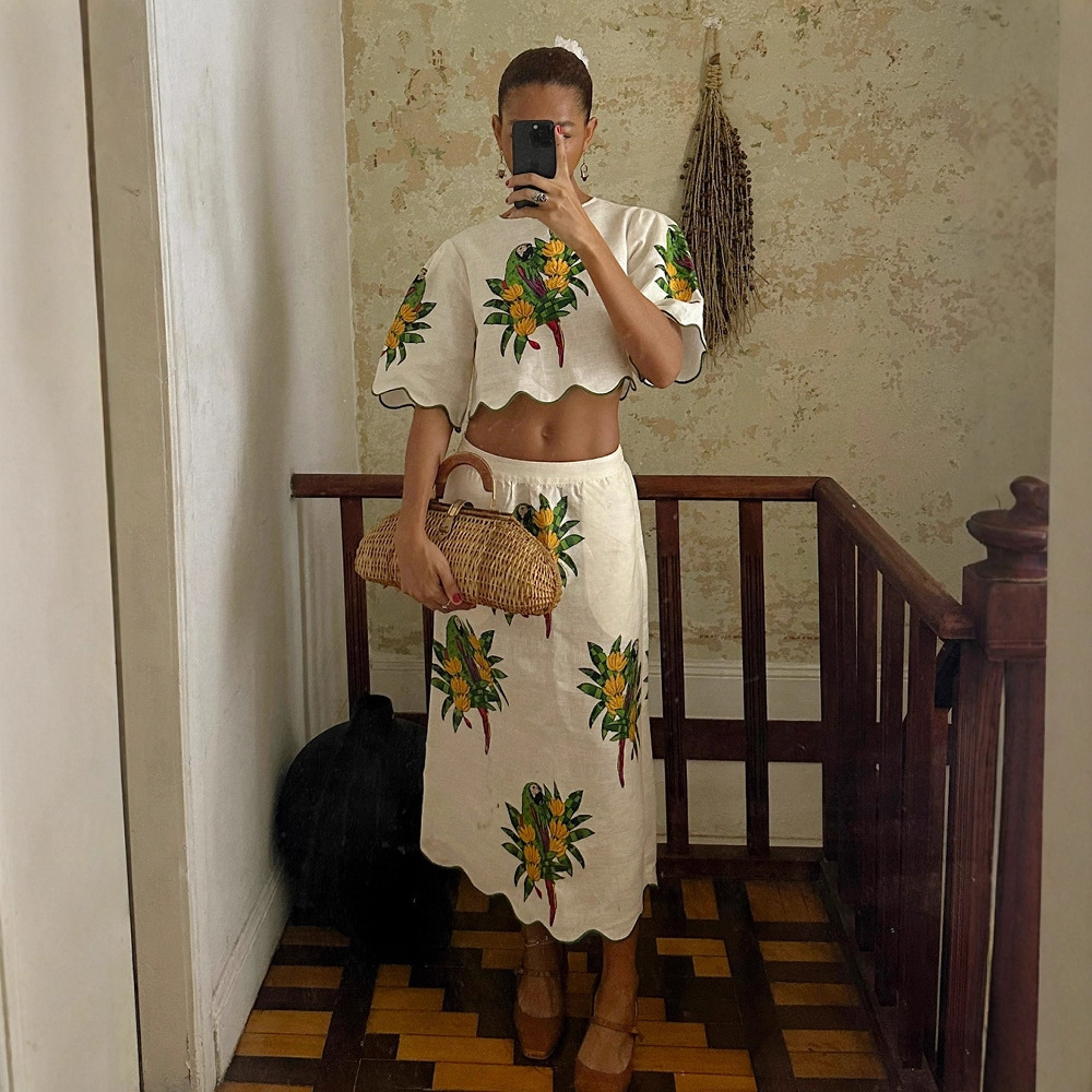 Fresh Floral-print Top And Skirt Set