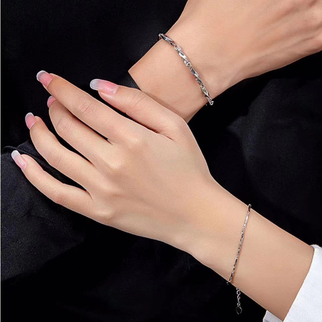 Fashionable Couple Bracelets Sterling Silver Plated