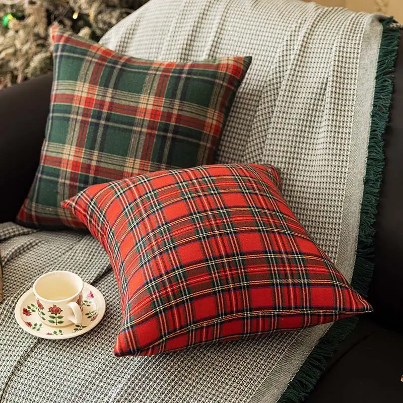 Simple Office Cushion Red Square Pillowcase