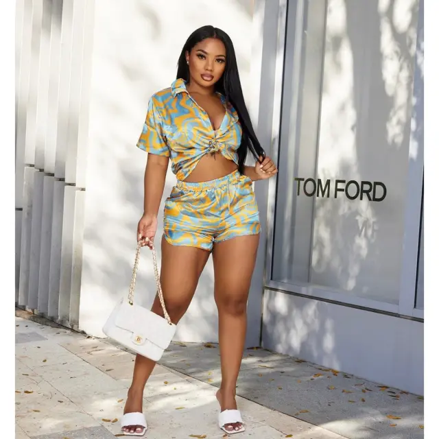 European And American Foreign Trade Women's Clothing Corrugated Printed Short sleeved Shirt Casual Hot Pants Suit Printed Yellow - Shop at LoveMi