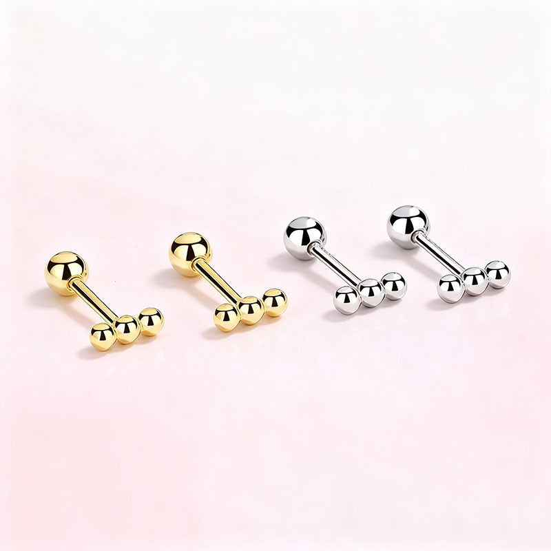 Women's Elegant Influencer-Style Heart Earrings