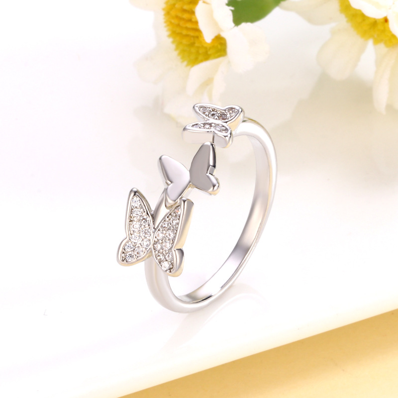 https://cf.cjdropshipping.com/quick/product/9f40574e-539b-4047-8c11-cc4bf9742b5f.jpg