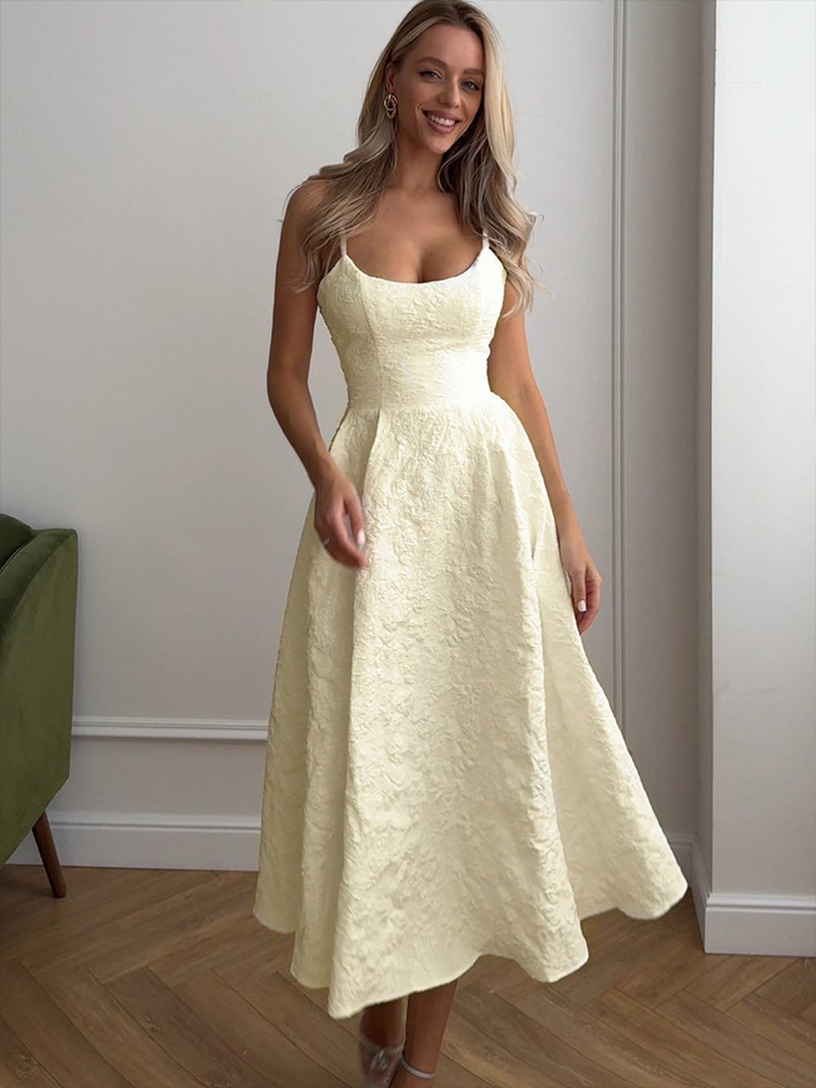 Buy Women's Clothing Online | Buy Trending Dresses for Women