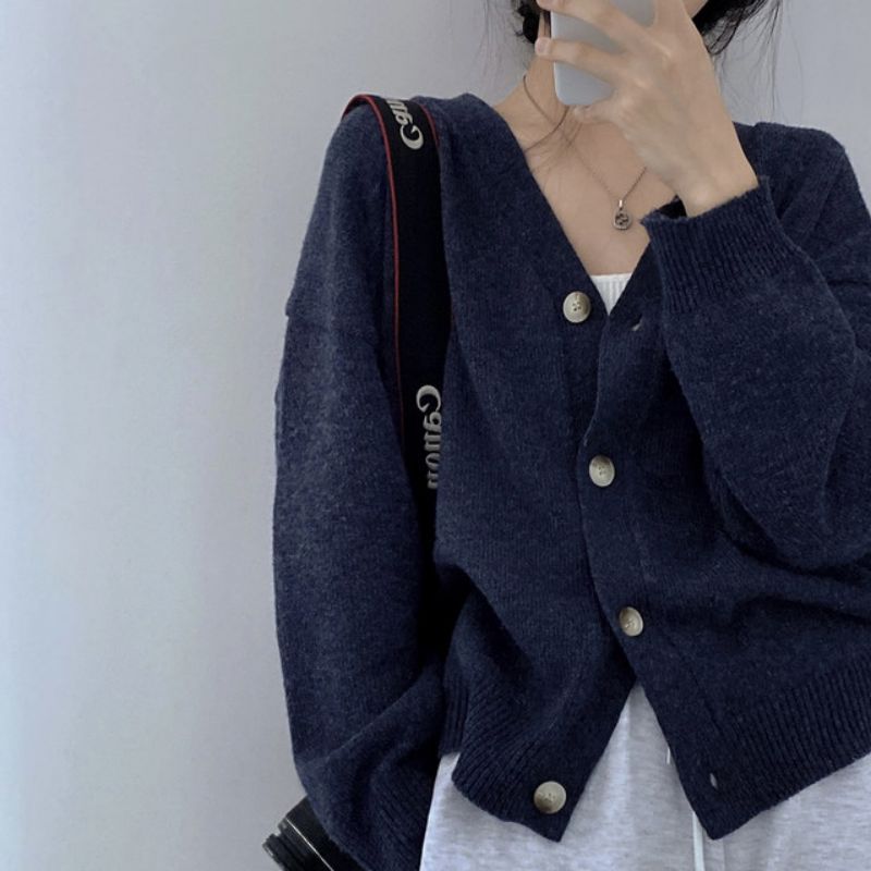 Retro V-neck Buckle Loose Leisure All-matching Long Sleeve Thick Knitted Cardigan Coat For Women