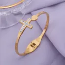 Gold B115