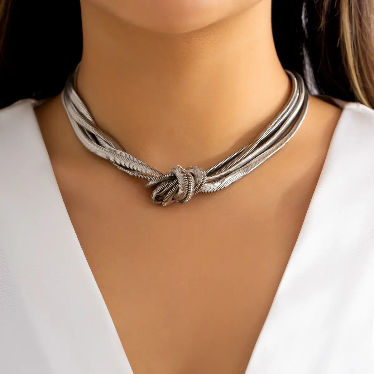 Double-layer Snake Chain Knotted Winding Hip Hop Punk Necklace Metal Chain Necklace For Women