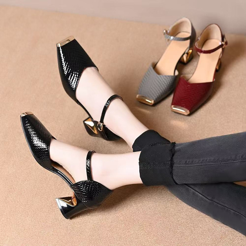 Fashionable Square-toe Chunky-heel Sandals For Women