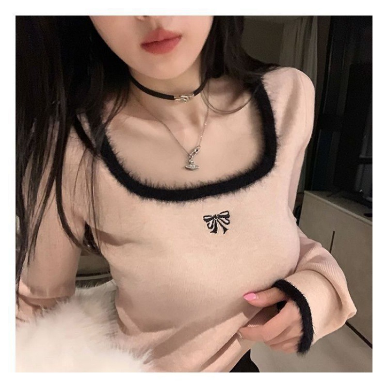 New Sweetheart Design Contrast Color Square Collar Fur Collar Slim Short Slimming Bottoming Shirt