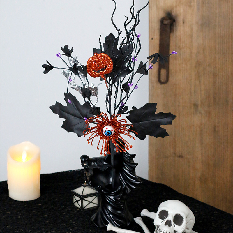 Halloween eyeball pumpkin pick ornament (black)