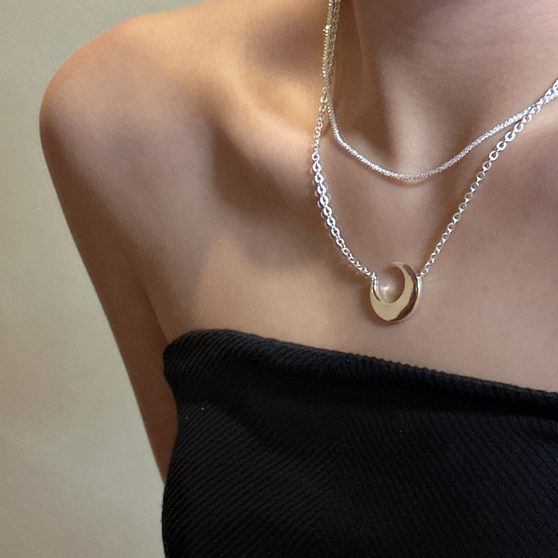 S925 Sterling Silver Moon Necklace With A Niche, Designer-Look Design