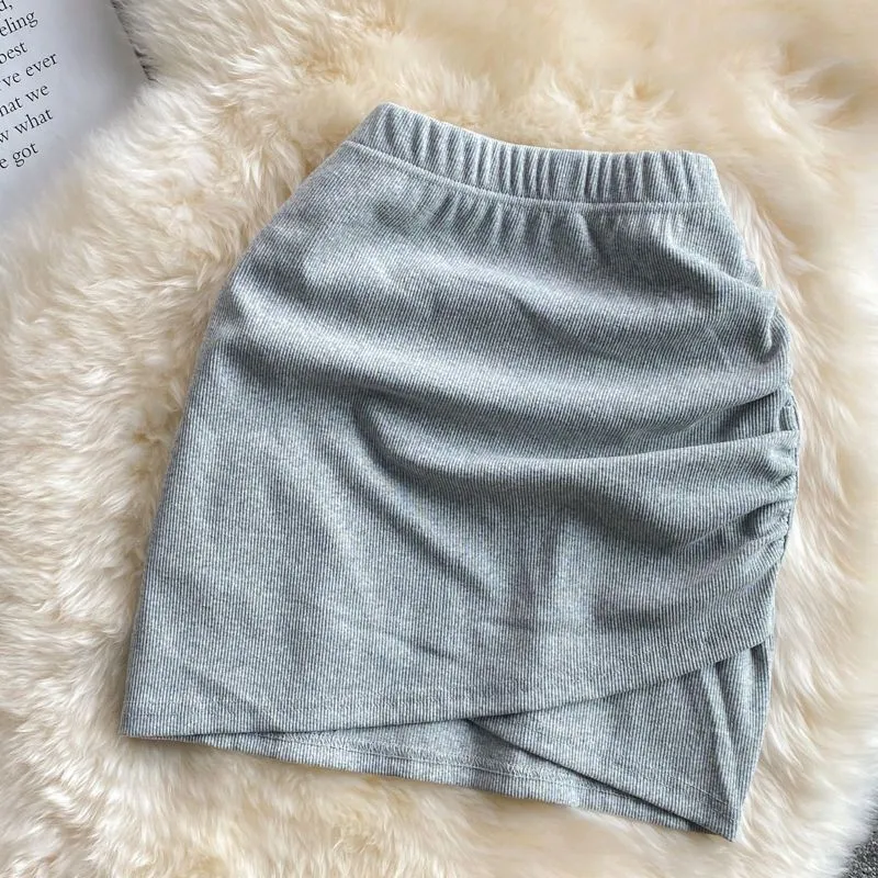 Irregular Pleated High Waist Elastic Skirt - Light Gray