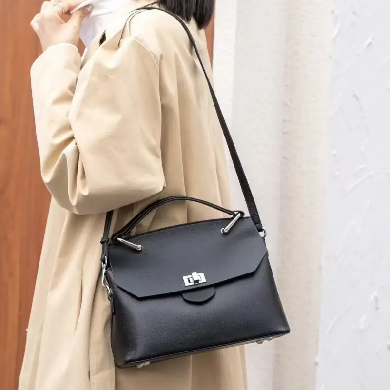 Genuine Leather High-grade Sentong Handheld Versatile Light Luxury Messenger Bag