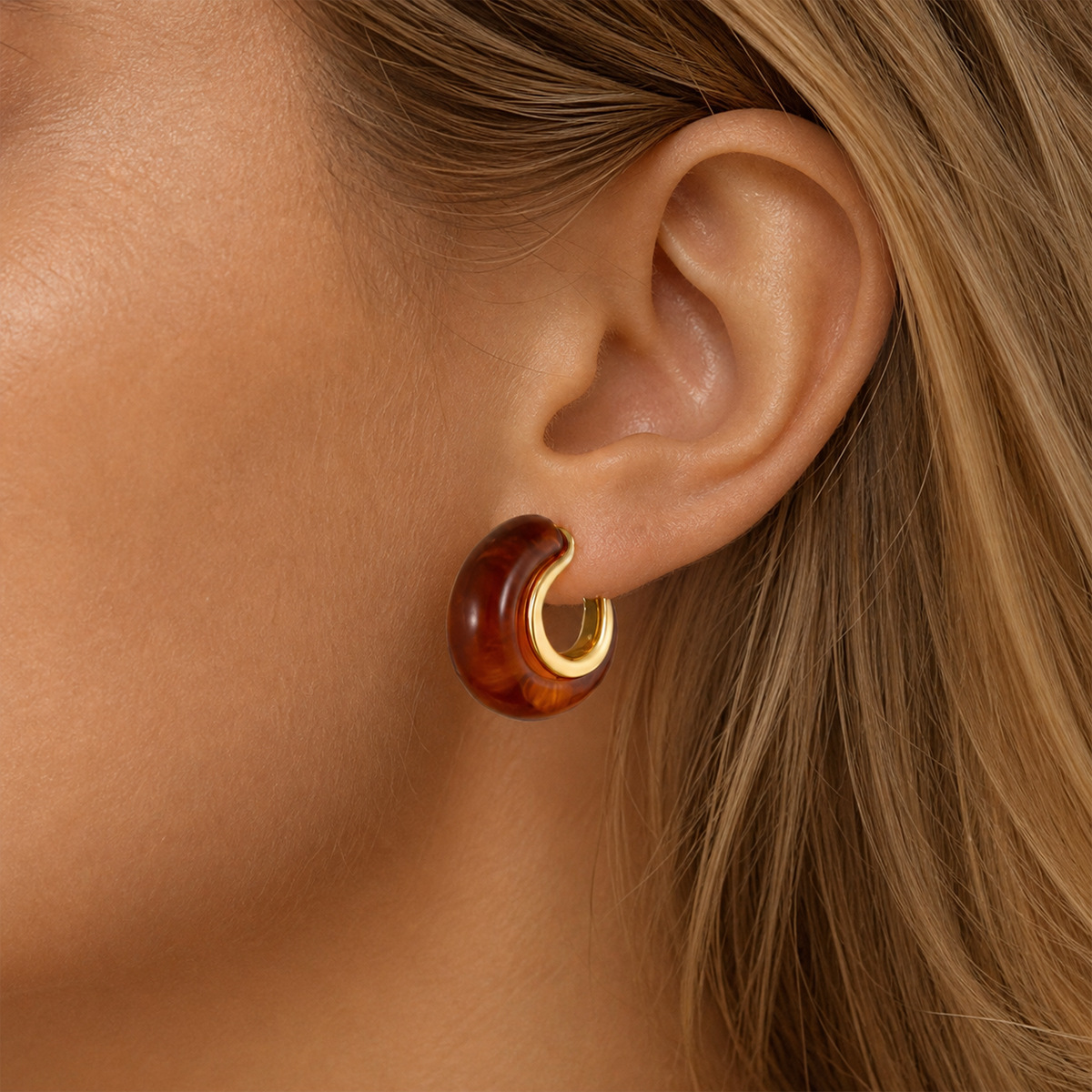 Stainless Steel Gold-plated Vintage Resin Color-block C-shaped Stud Earrings