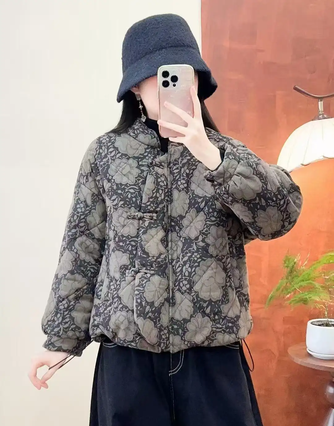 Womens Cotton-Polyester Printed Stand-Collar Coat