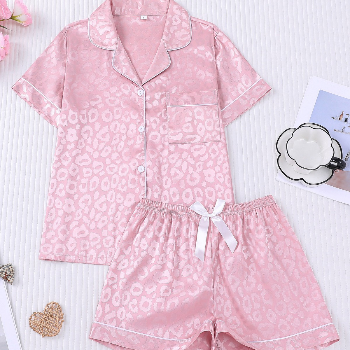 Loose-fitting Casual Top And Shorts Set