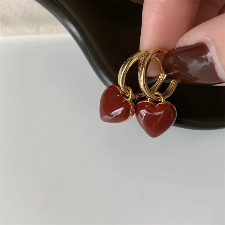 Retro Love Heart Stud Earrings Women