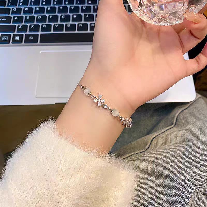 Super Flash Zircon Love Women's Bracelet - Picture 26 of 31