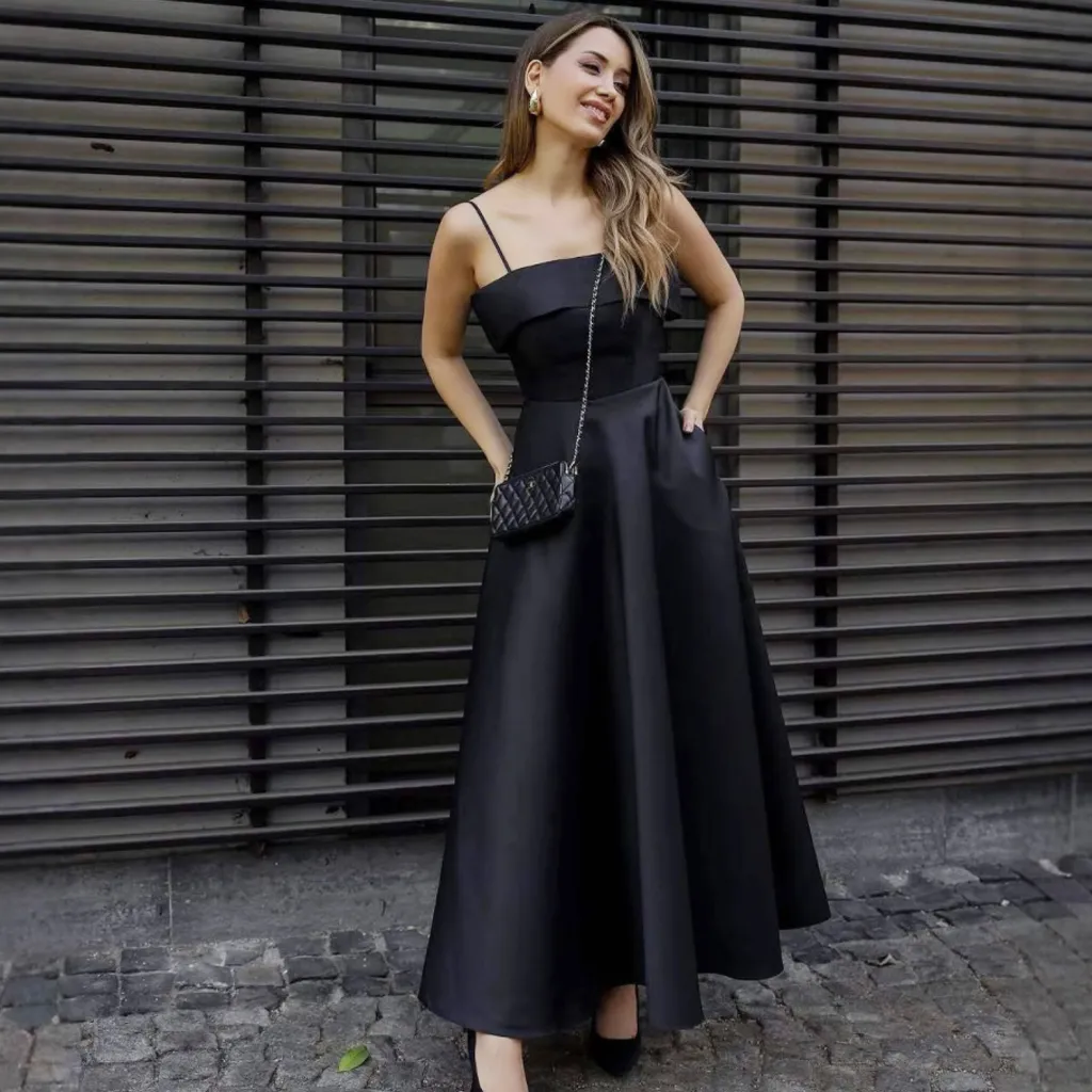 Solid Color Sexy Sleeveless Backless Tube Top Waist Long Dress - Black