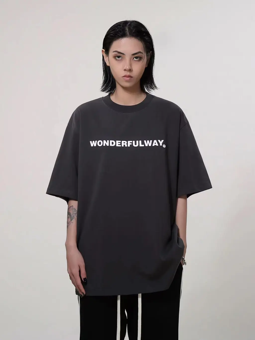 Loose Japanese Style Simple Half Sleeve Couple T-shirt - Gray