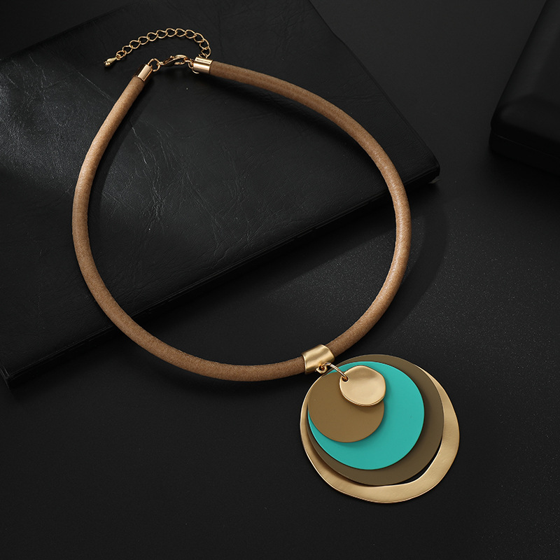 Choker Trend Round Pendant Geometry