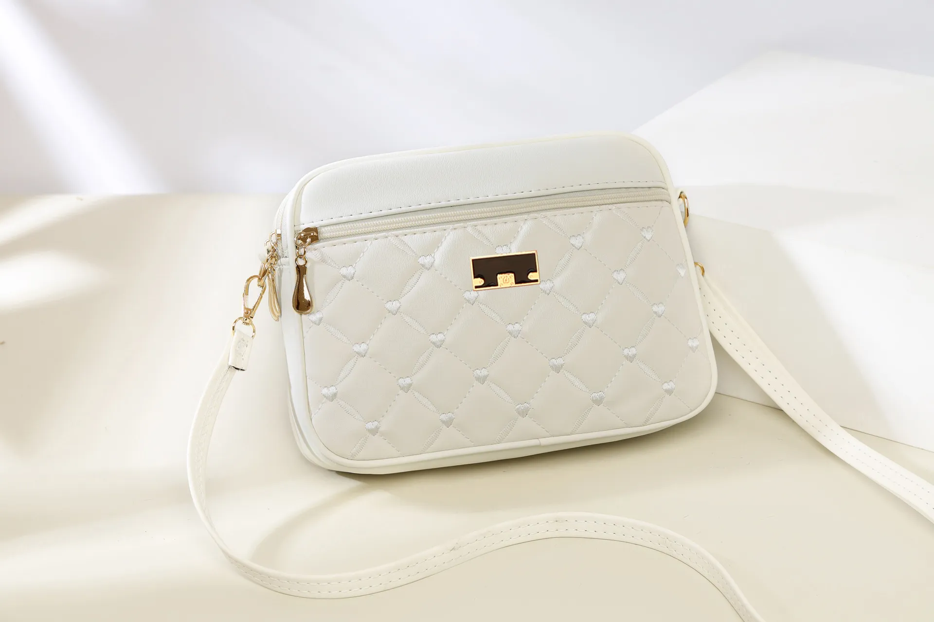Fashionable Solid-Color Summer Shoulder Bag