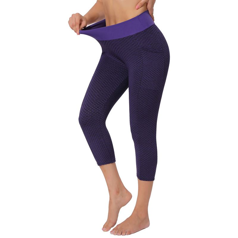 Title 70, Beautiful Peach Buttocks Skinny Cropped Yoga Pa...