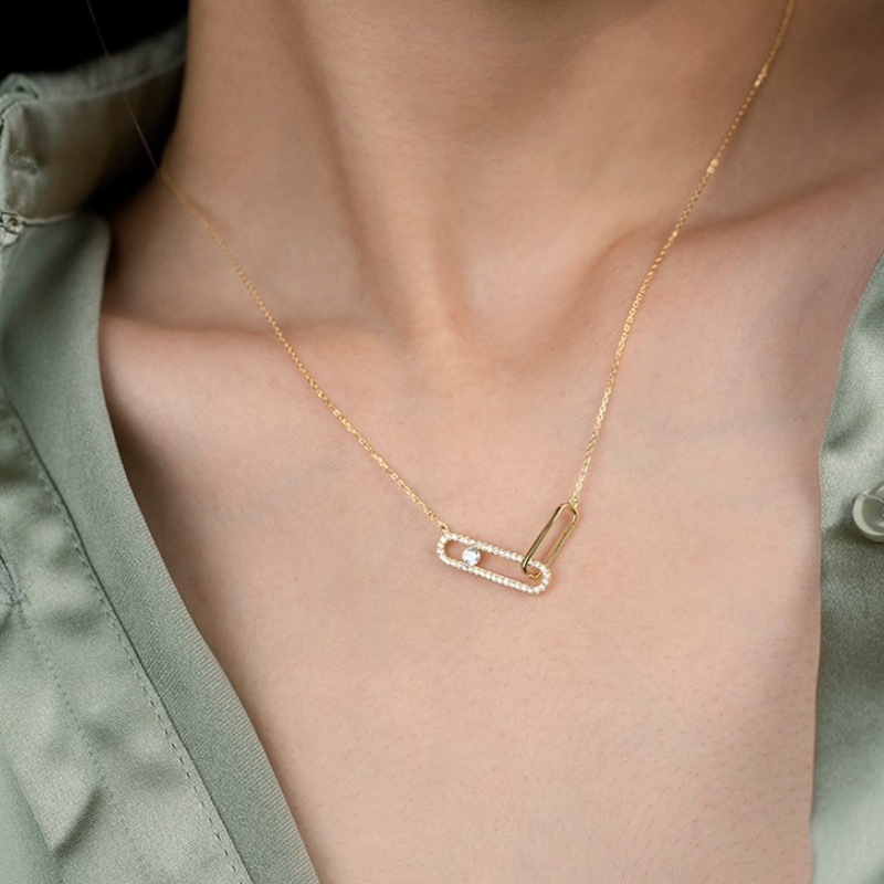 Hollow Oval Pin Necklace Women's High-grade Fashion Commuter Clavicle Chain