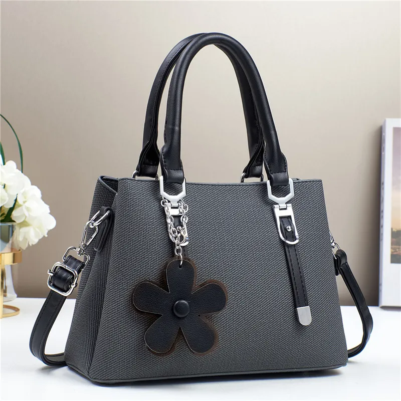 Personalized Western Style Large Capacity Exquisite Accessories Shoulder Messenger Bag - Black