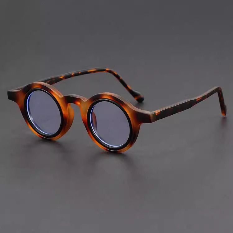 Niche Handmade Eyeglass Frames For Men With Photochromic Prescription Lenses