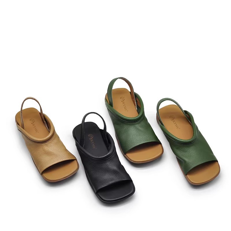 Soft-leather Square-toe Flat-heeled Womens Open-toe Roman-style All-match Beach Sandals For Outdoor Wear