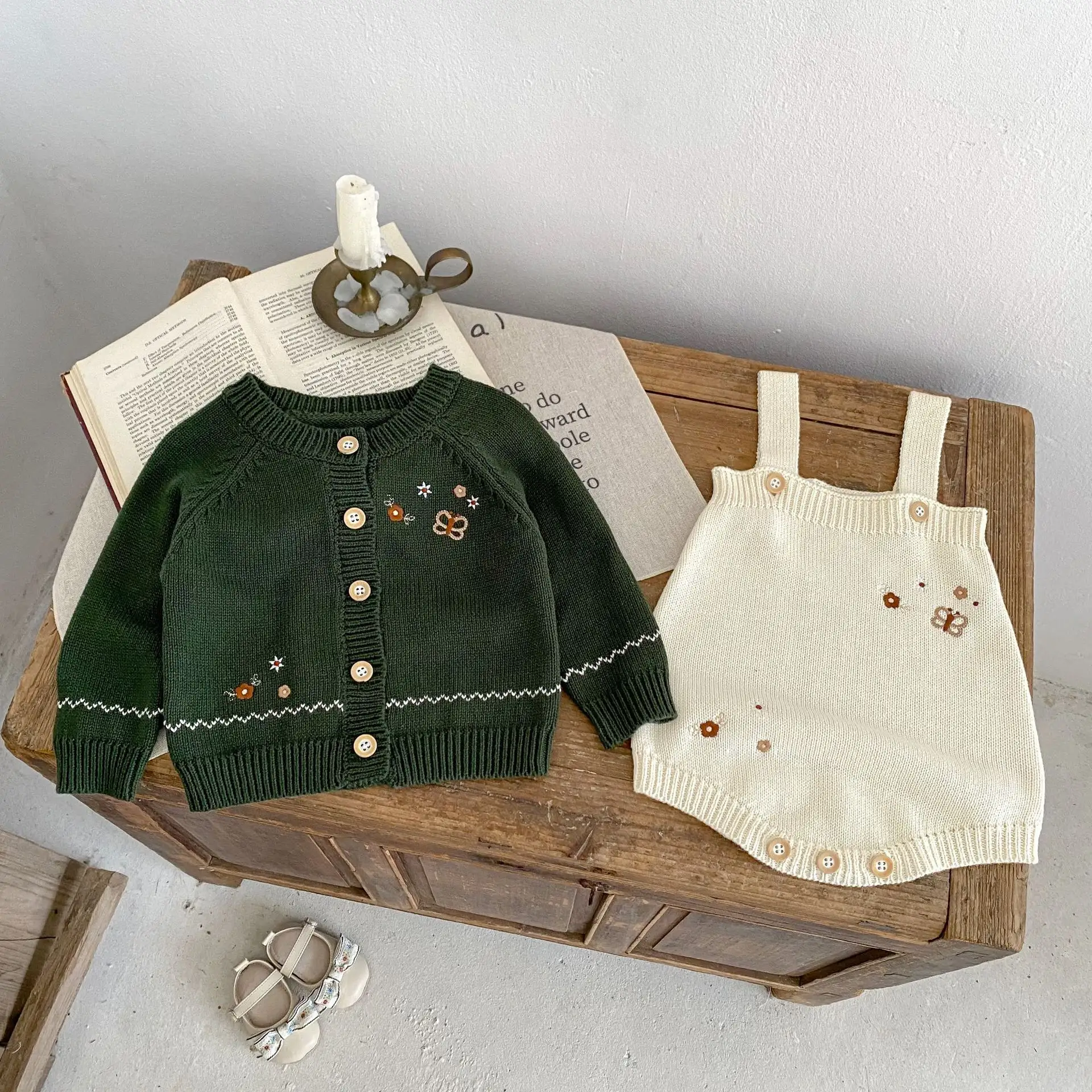 Infant Contrast Color Matching Embroidered Cotton Yarn