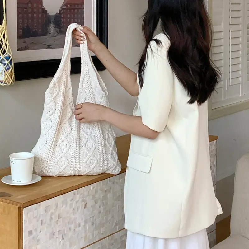 GWomen Shoulder Bags Portable Retro Hollow Knitted Woolen Yarn Bag Shoulder Tote Bag Solid Color Crochet Bag Large Capacity Shopping Tote Bags