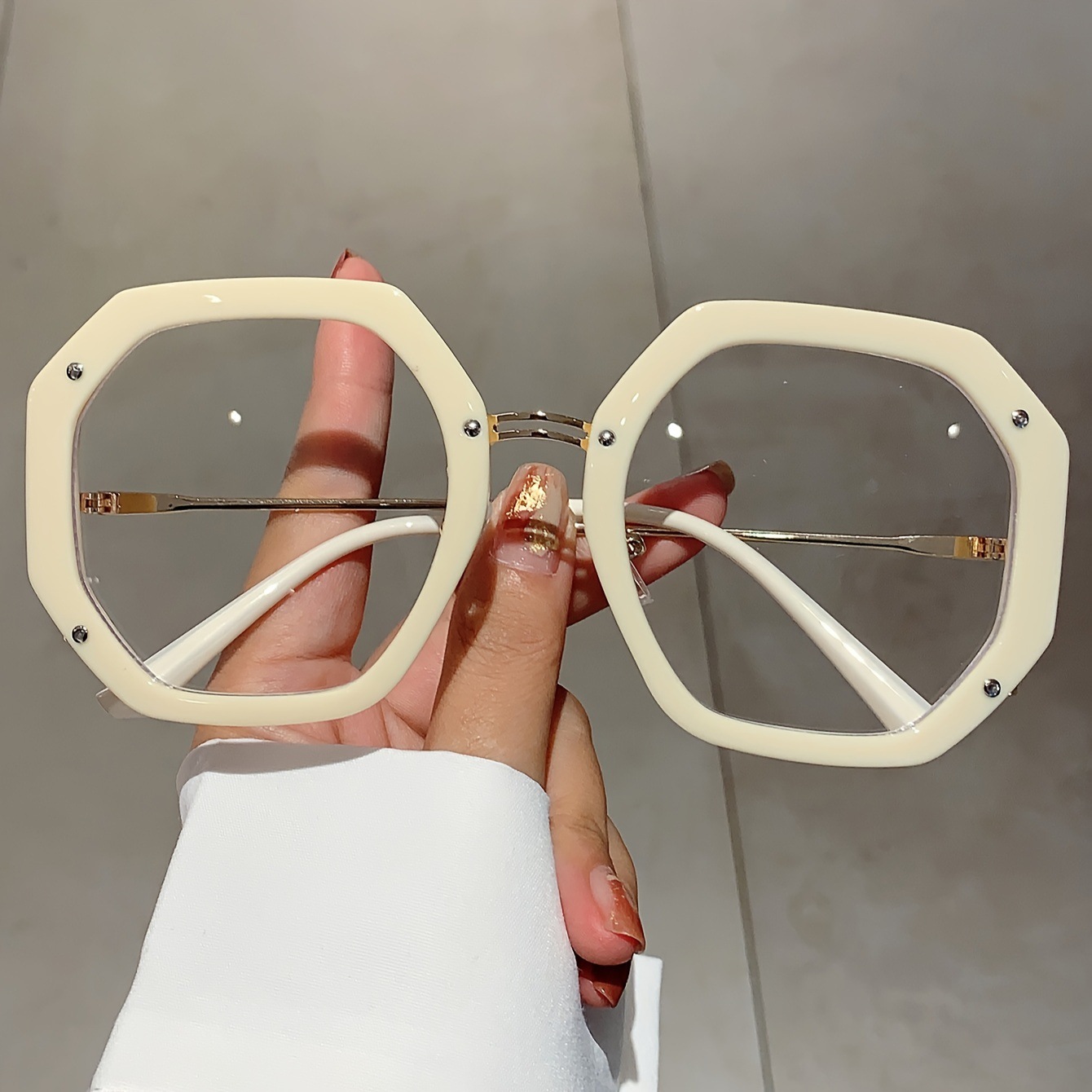 Beige Frame