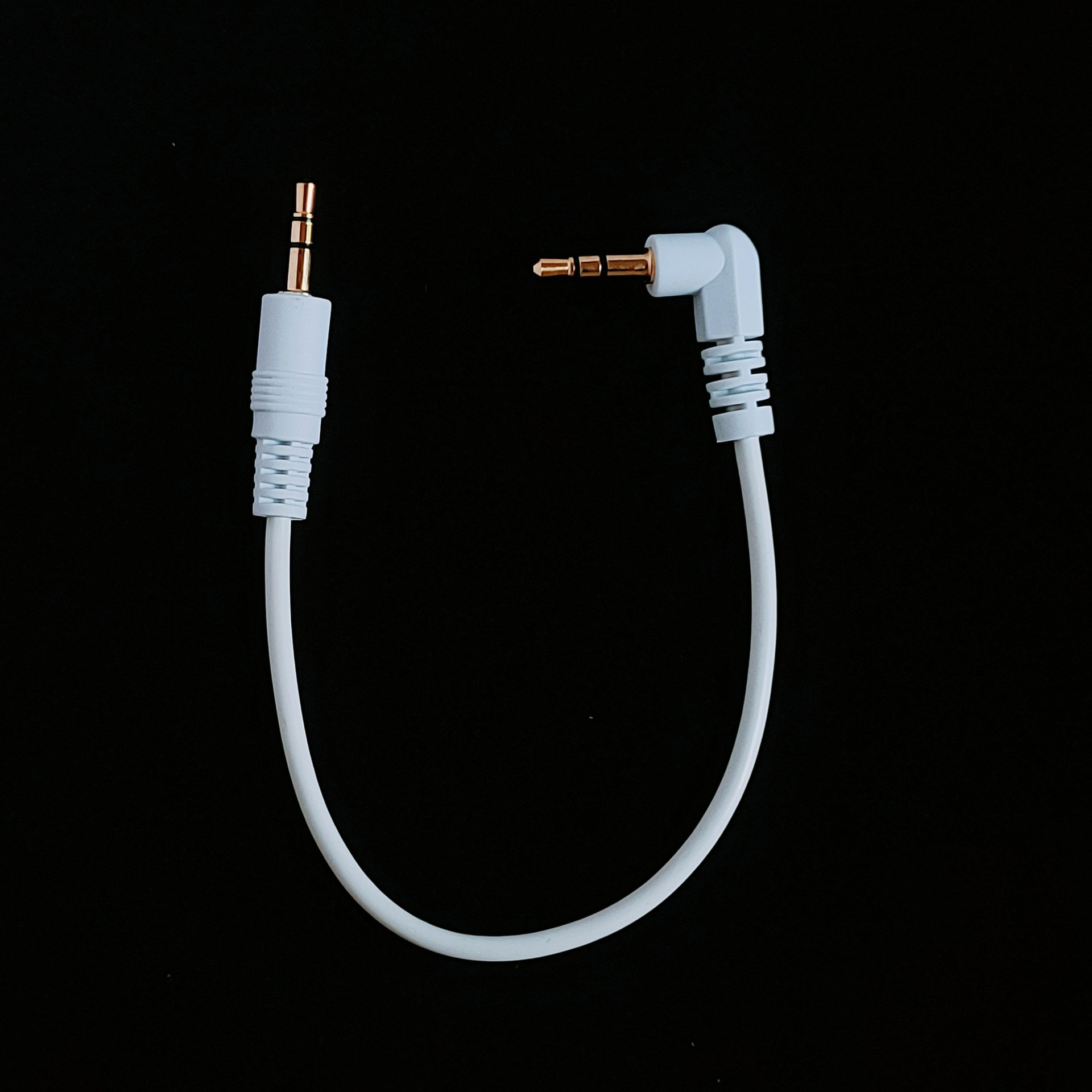 20CM35mm Male-to-male Speaker Cable Three-section Gold-plated Computer Cellphone Speaker Connection