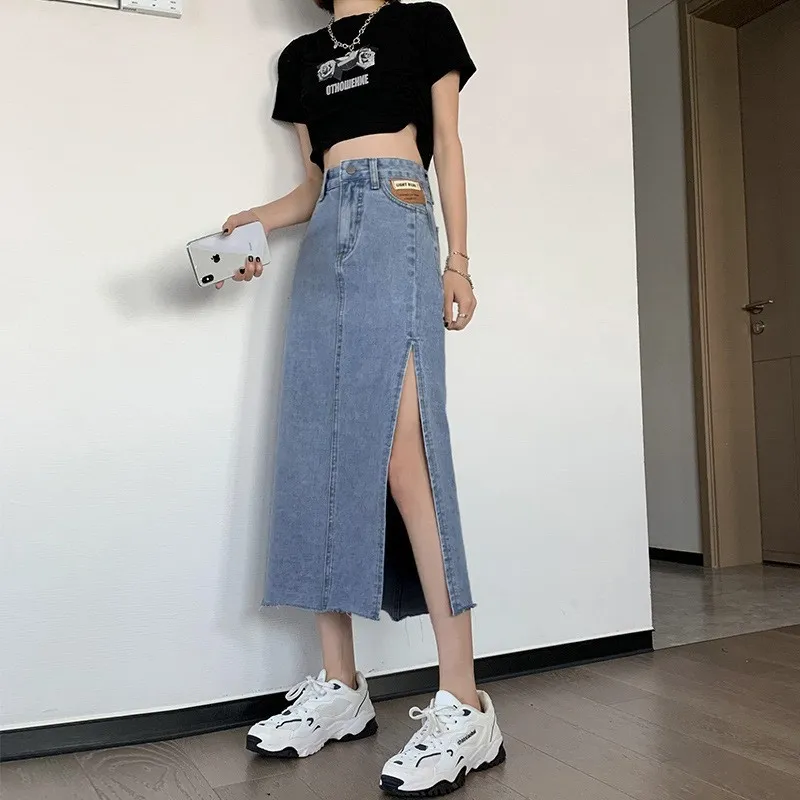 Fashionable With Side-slit Denim Skirt For Women - Light Blue