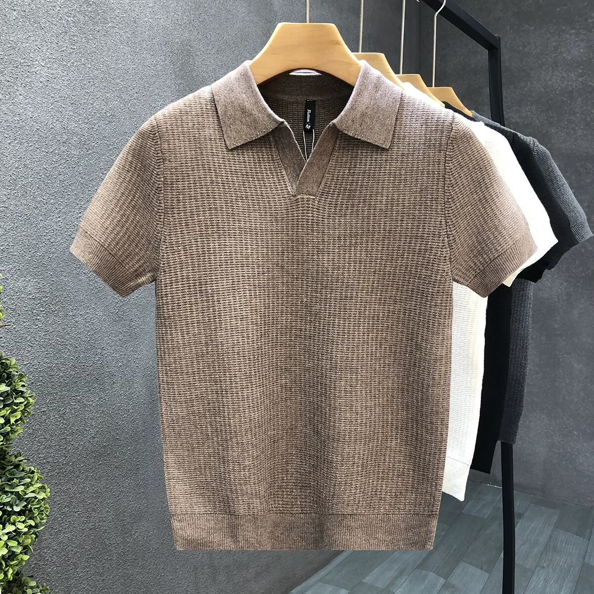 Stylish Slim-Fit Short-Sleeve Lapel Knitted Base Layer Shirt