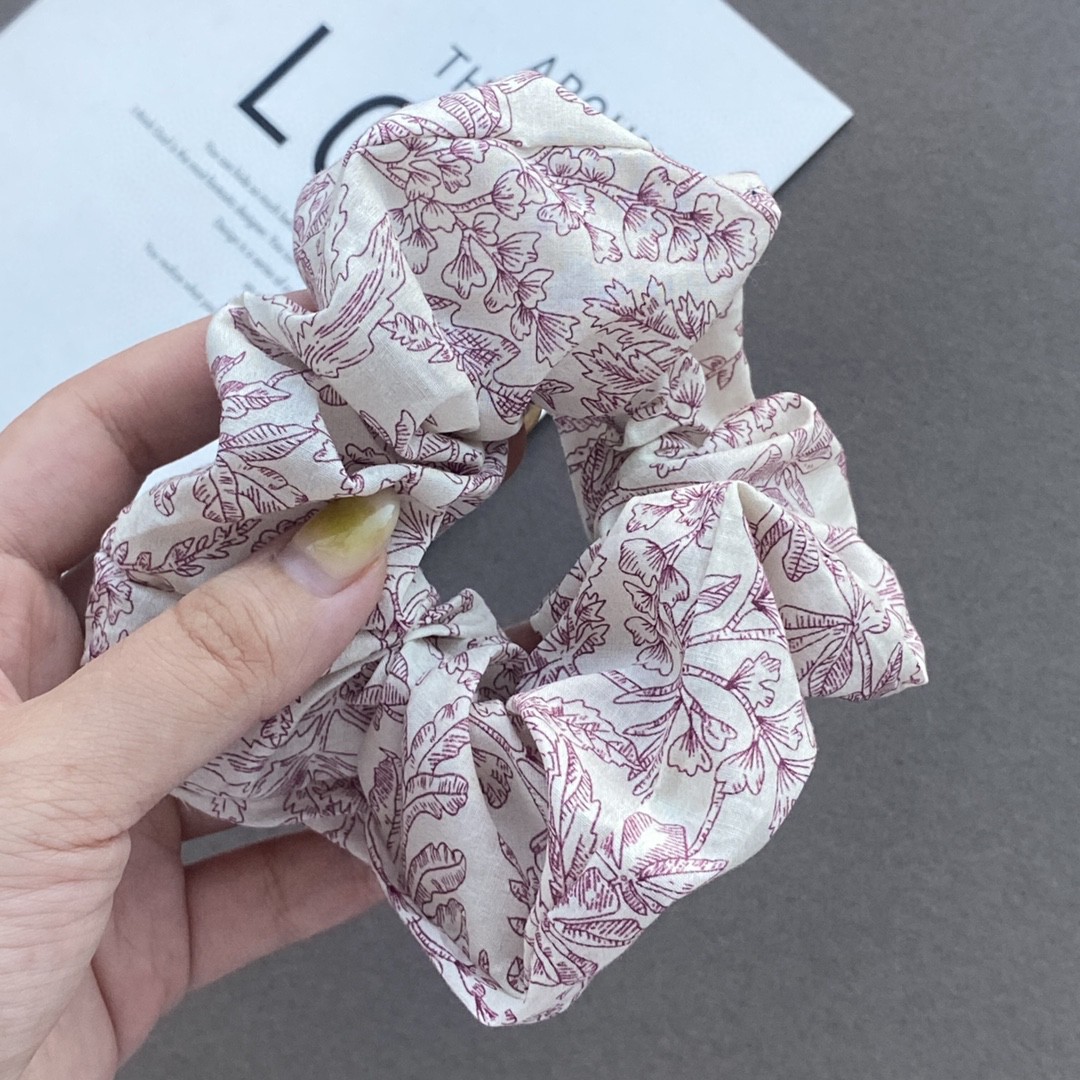 Sketch Watercolor Large Intestine Ring Cotton Print Floral Vintage Girl Red Sketch Medium - Shop at LoveMi