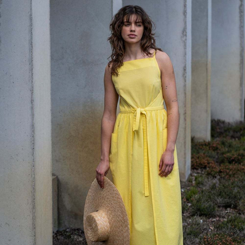 Waist Slimming One Piece Strap Dress