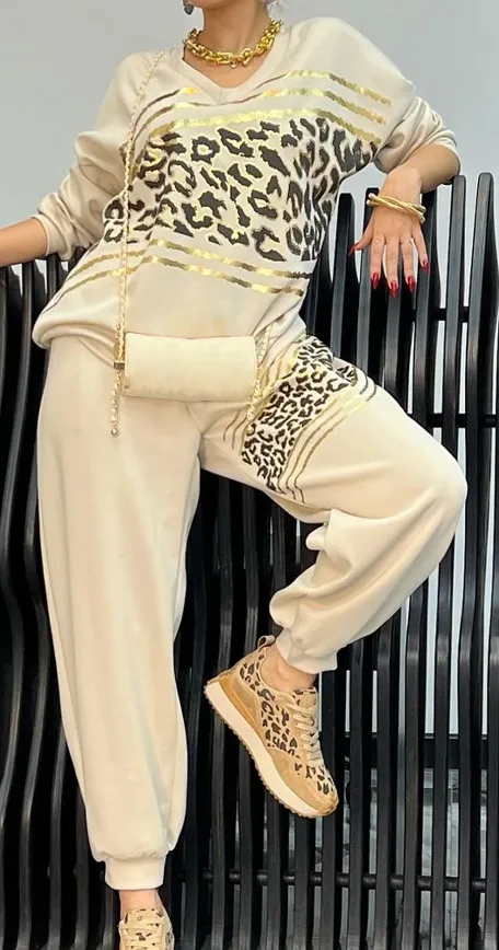 Leopard Print Bronzing Sweater Two piece Loose Beige - Shop at LoveMi