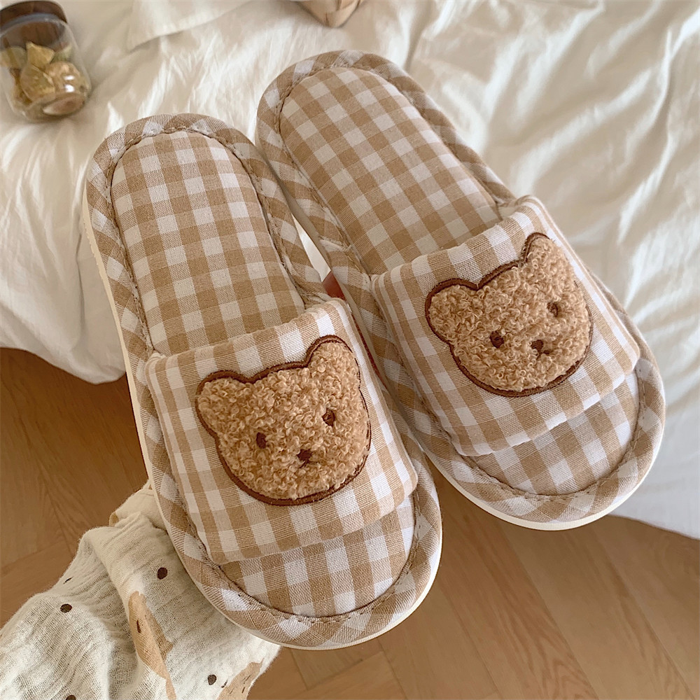 Ladies New Soft Bottom Cute Plaid Bear Home Air-conditioned Room Linen Slippers