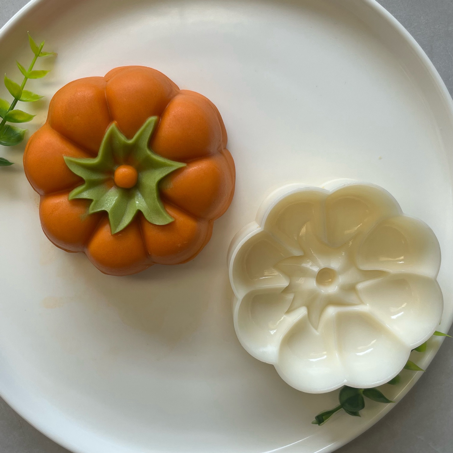 Jinyun Big Pumpkin Snow Skin Mooncake Green Bean Cake Mold