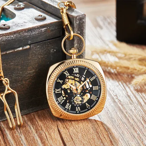 Trendy Fashionable Classic Retro Pocket Watch with a Chain