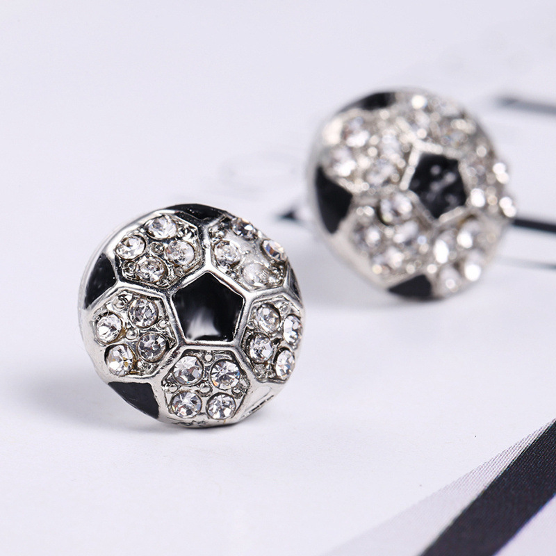 European And American Fashion Diamond Stud Earrings Alloy