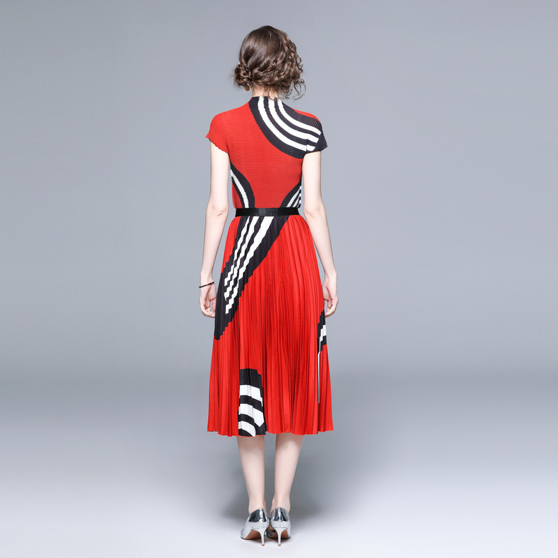 Short-Sleeve Top and Pleated Skirt Set